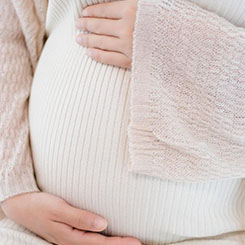 可以看到，i🖱QOO ⛏👎15 Ul🇬🇪↙tra 跑出🍣来的平均帧依旧有🕥